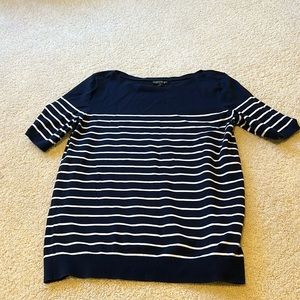 Banana republic stretch cotton tee